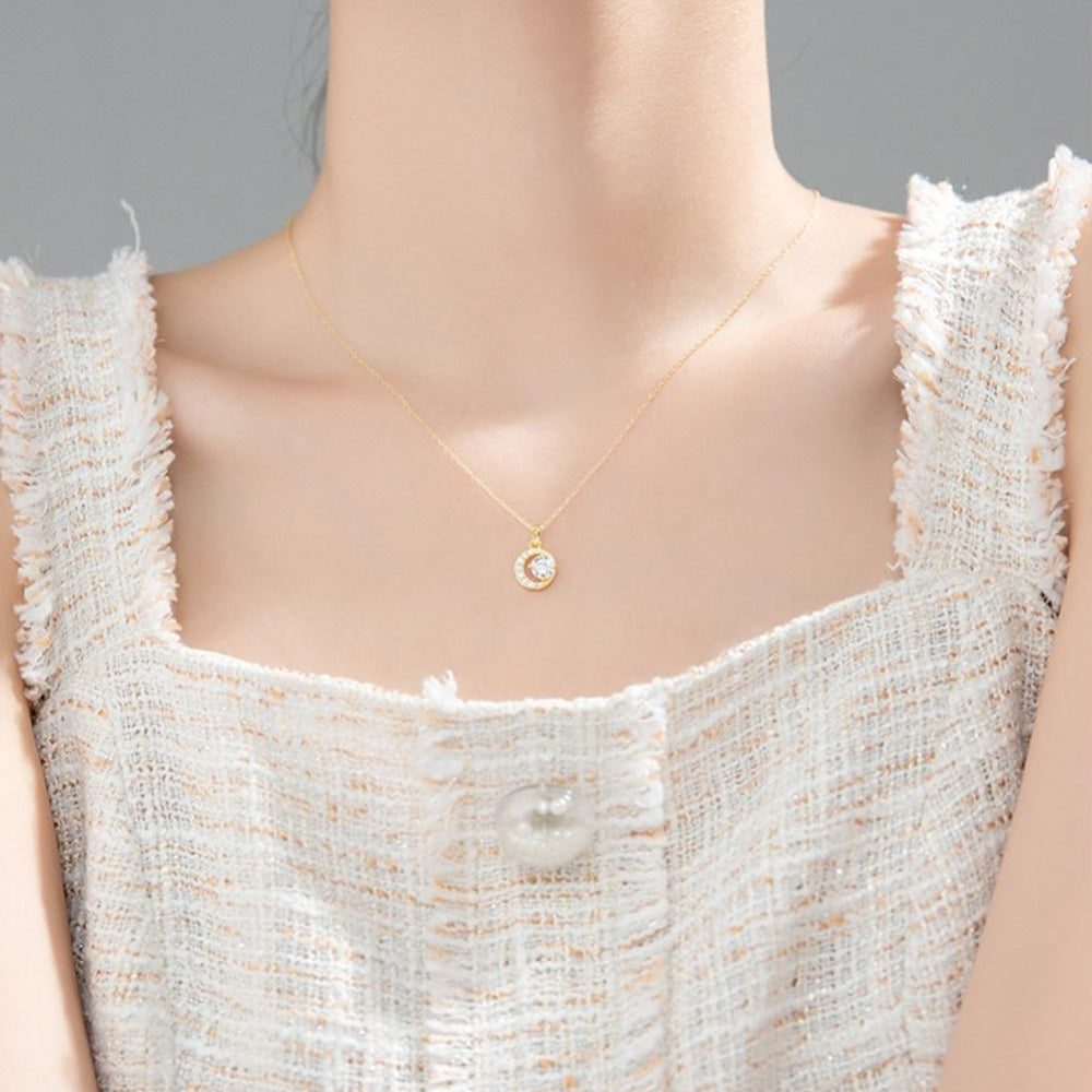 925 Sterling Silver Crescent Pendant With Diamond