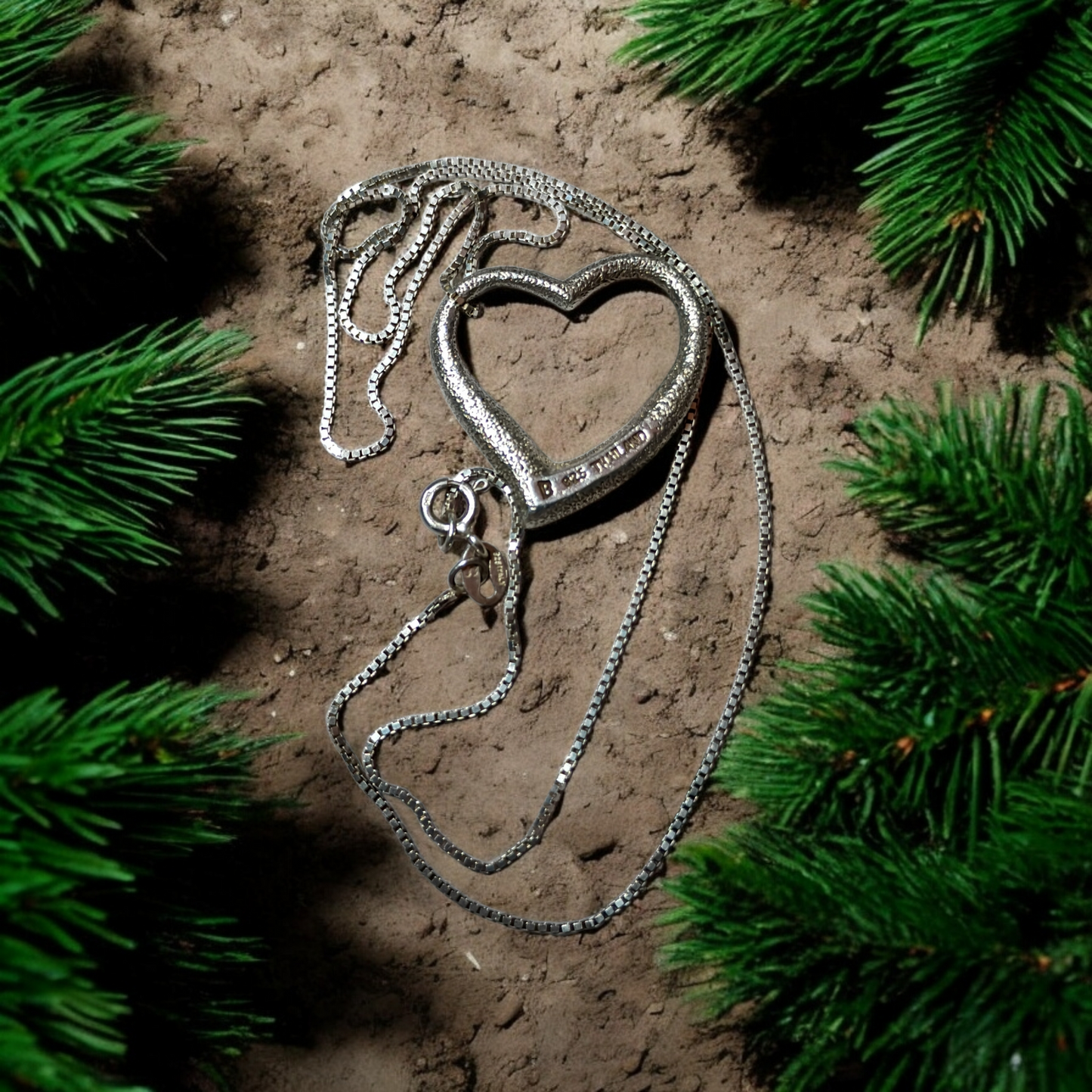 Stardust textured dimensional Floating HEART PENDANT Necklace