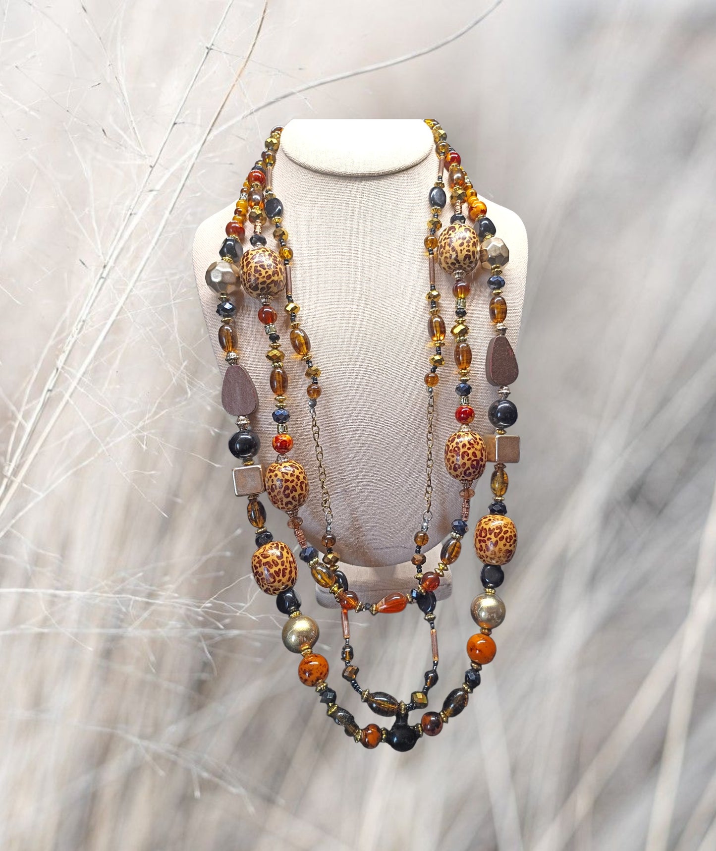 Vintage Mid Century Beaded Necklace
