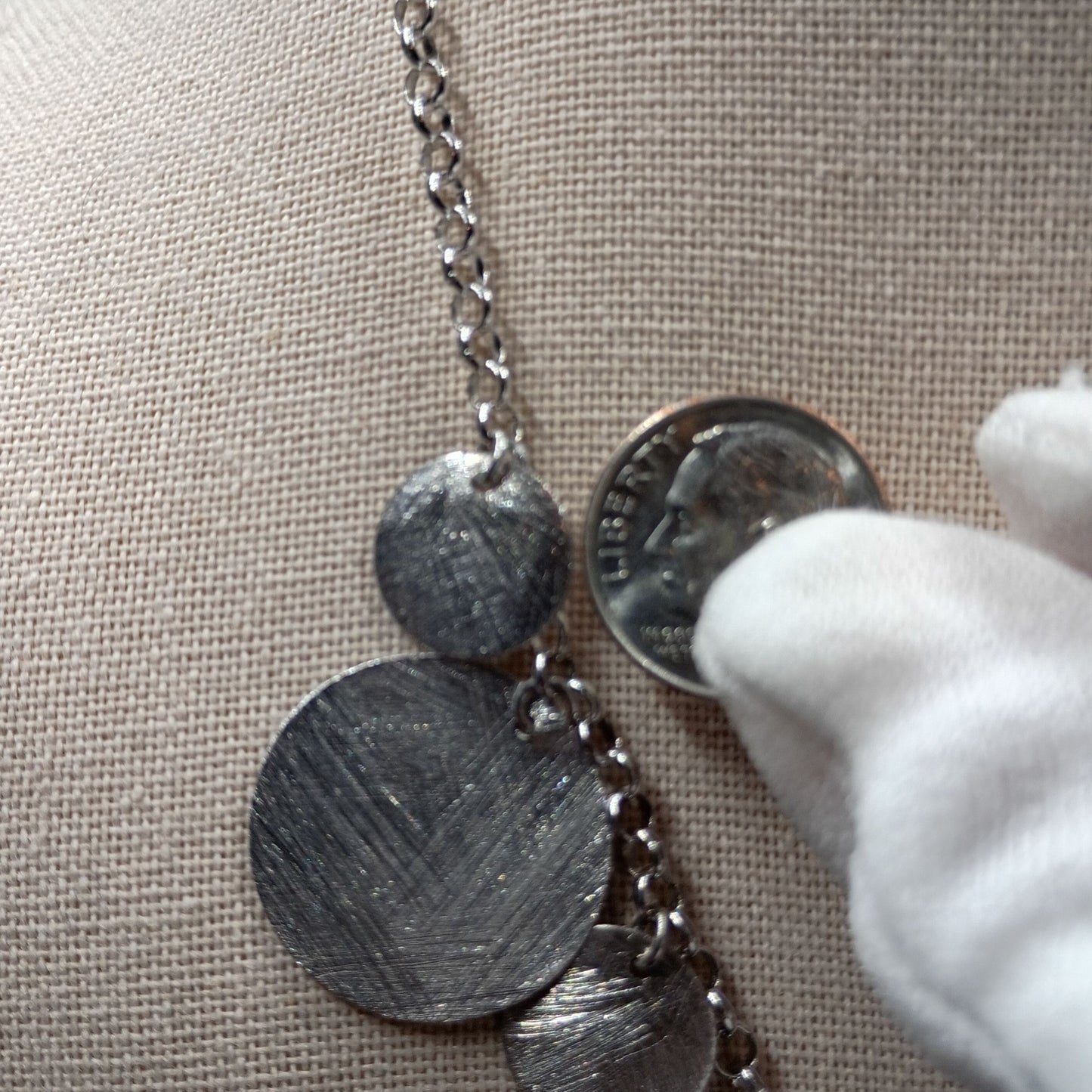 Vintage Silver hammered circle disk drop necklace
